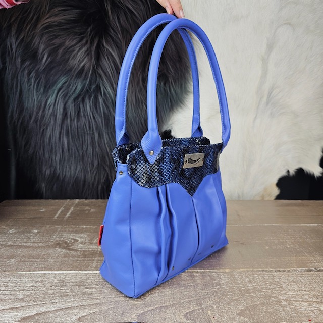 Lady in Blue - Afbeelding 2